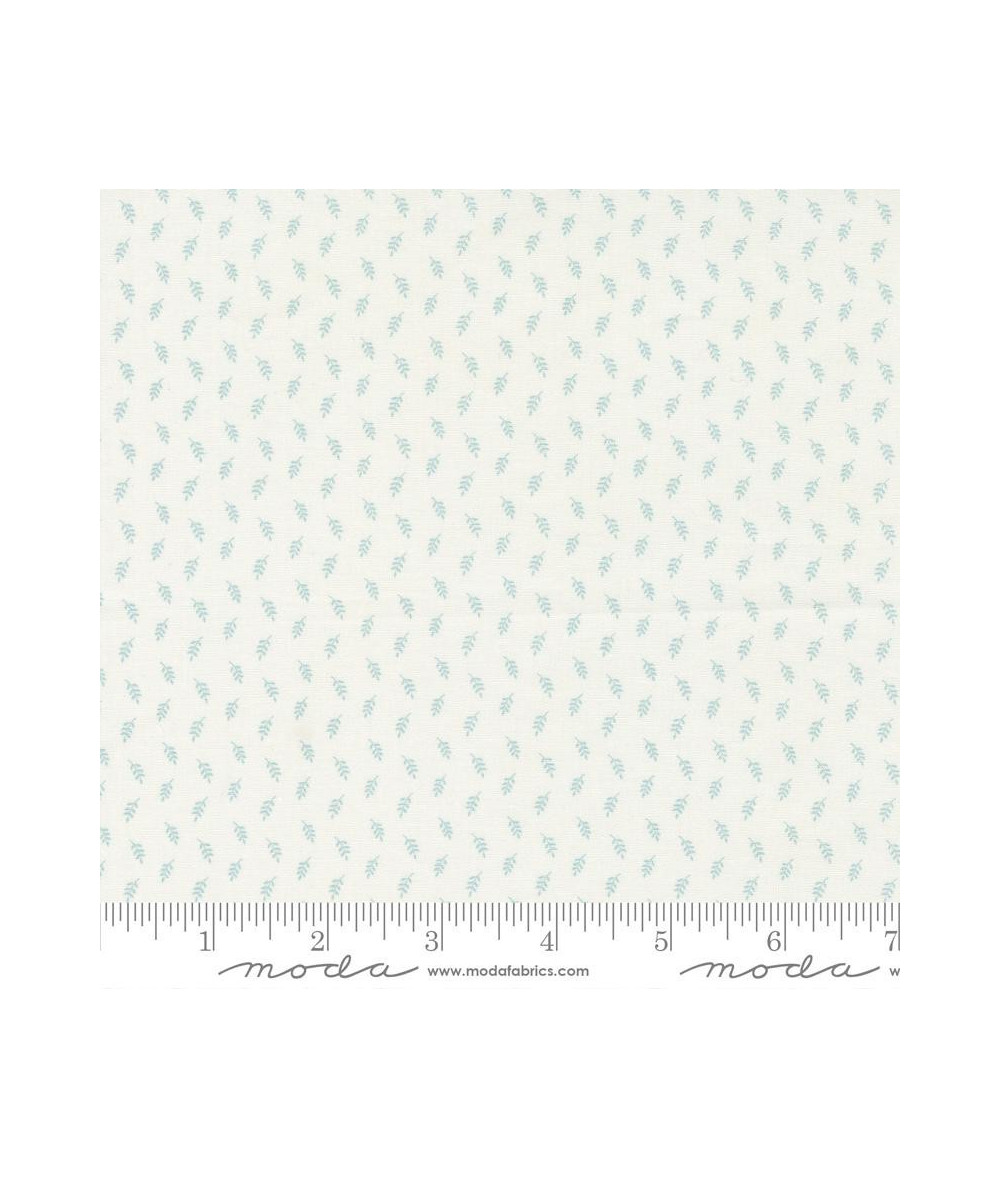 Tela Moda Fabric Honey Bloom 44348-11