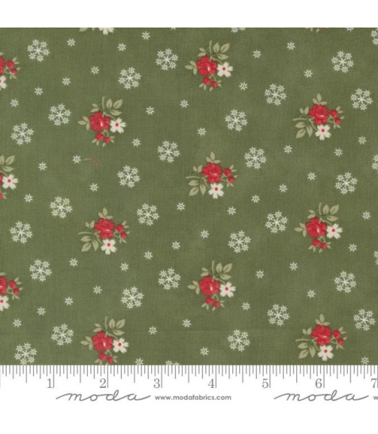 
                                                                                            Tela colección A Christmas Carol Holly
                                                                                    