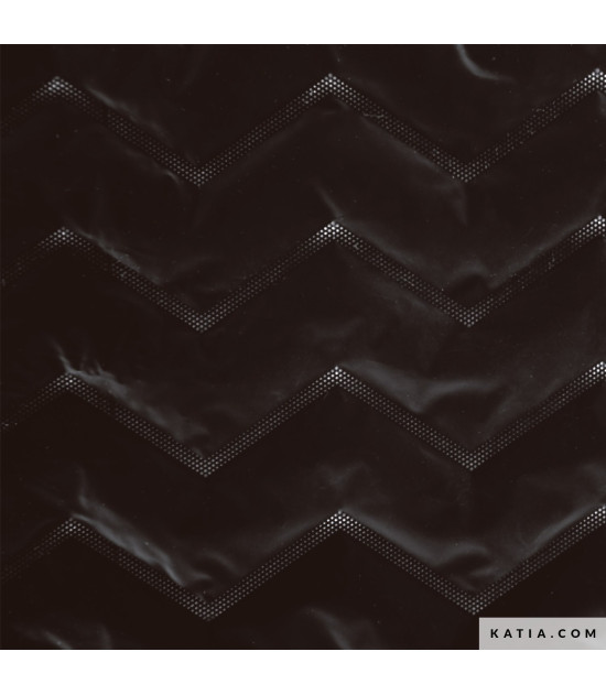 
                                                                                            Tela Techno Peachskin acolchada Pad Black
                                                                                    